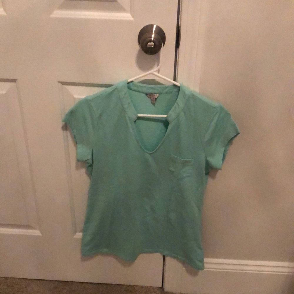 Tee